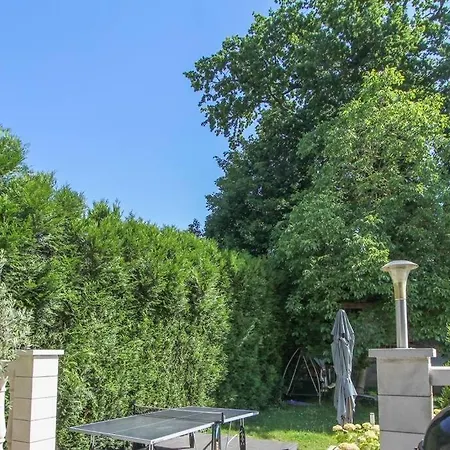 Alba Avec Piscine Et Metz