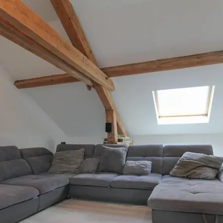 Alba Avec Piscine Et Metz