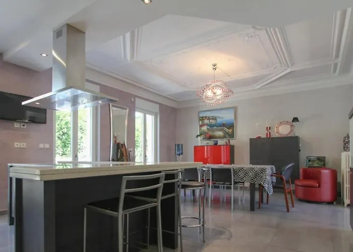 Alba Avec Piscine Et * Mety