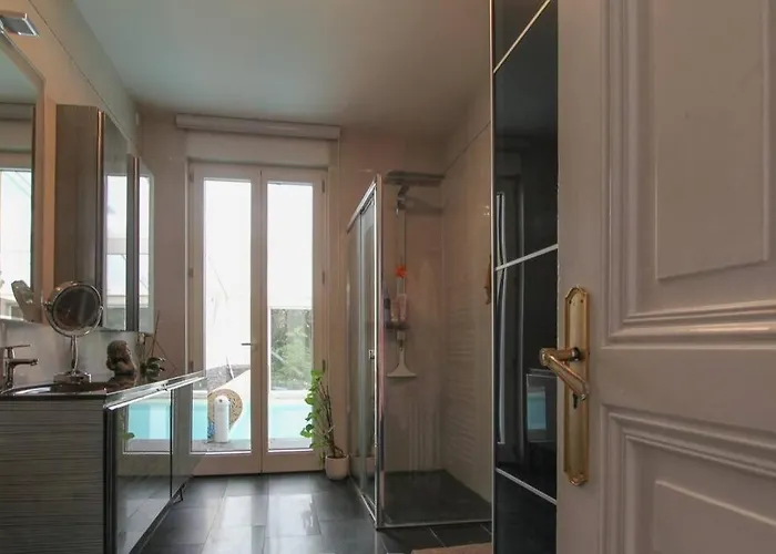 Alba Avec Piscine Et ヴィラ