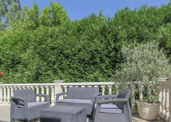 Alba Avec Piscine Et *