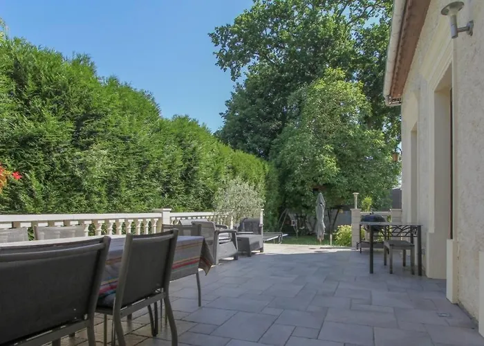 Alba Avec Piscine Et ヴィラ メス