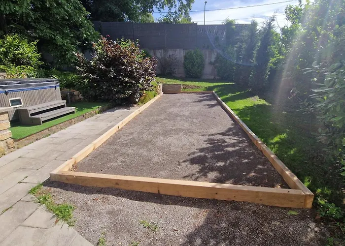 Alba Avec Piscine Et ヴィラ